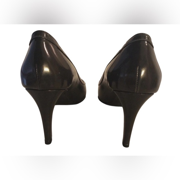 GIORGIO ARMANI BLack Leather, Pointed Toe Asymetric Vamp Pumps Wm Sz 39.5 Italy​ - Picture 8 of 12